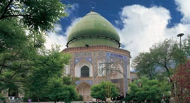 اوقات شرعی گیلان در ۲ مهر ۱۴۰۴؛ تقویم روزانه و ساعات نماز