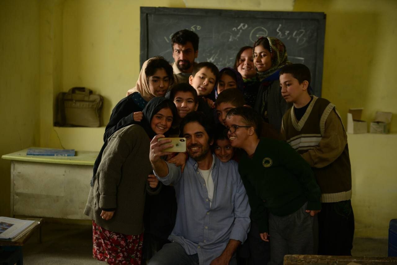 تصویری از فیلم کوتاه شال سیاه